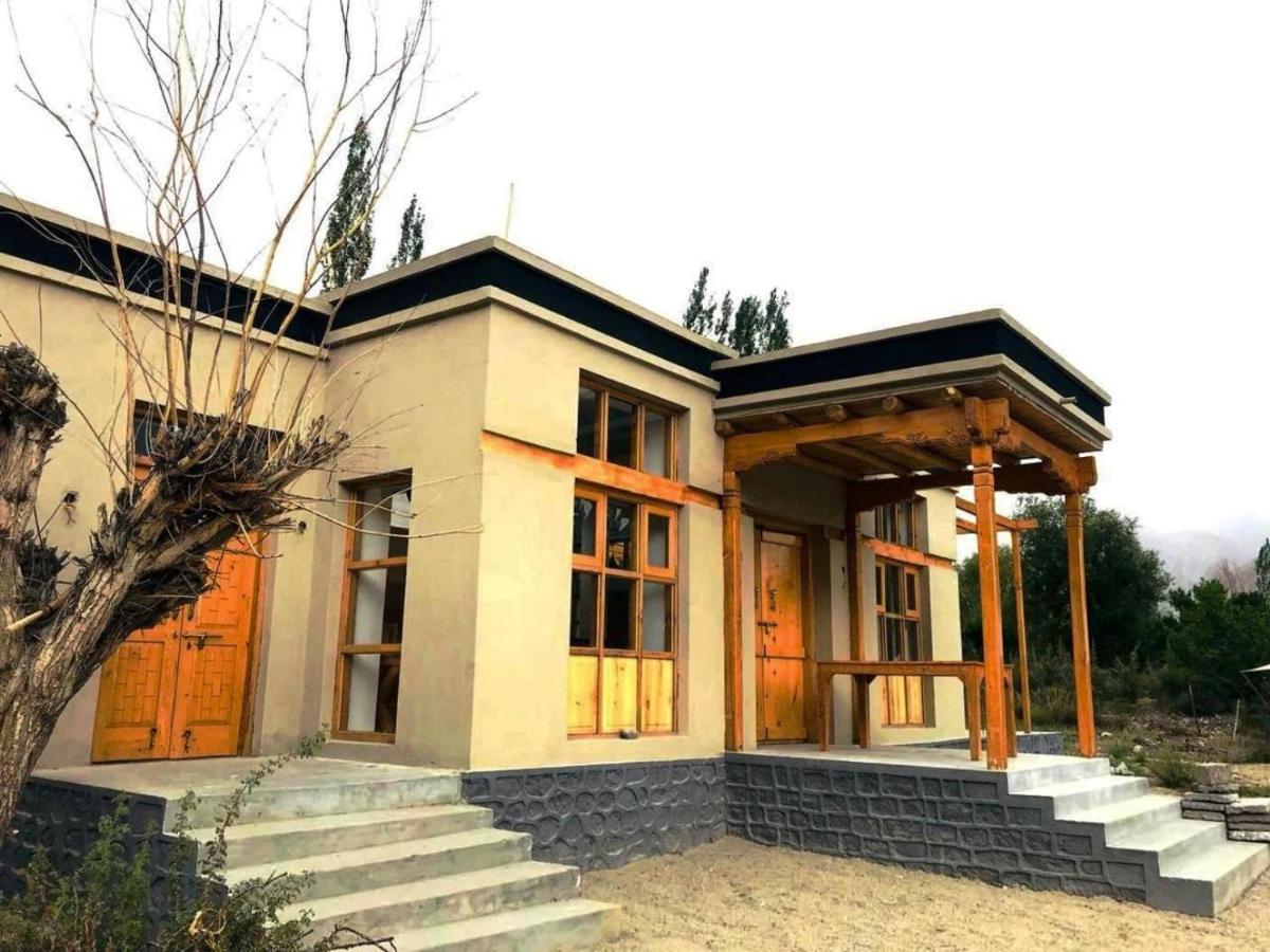 Chalet Seabuckthorn - Hunder Hundar Exterior photo
