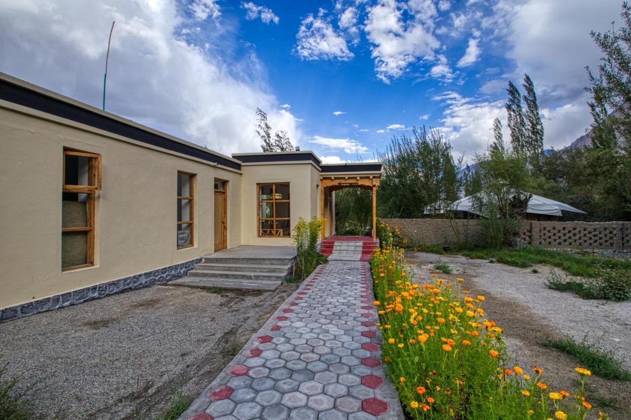 Chalet Seabuckthorn - Hunder Hundar Exterior photo