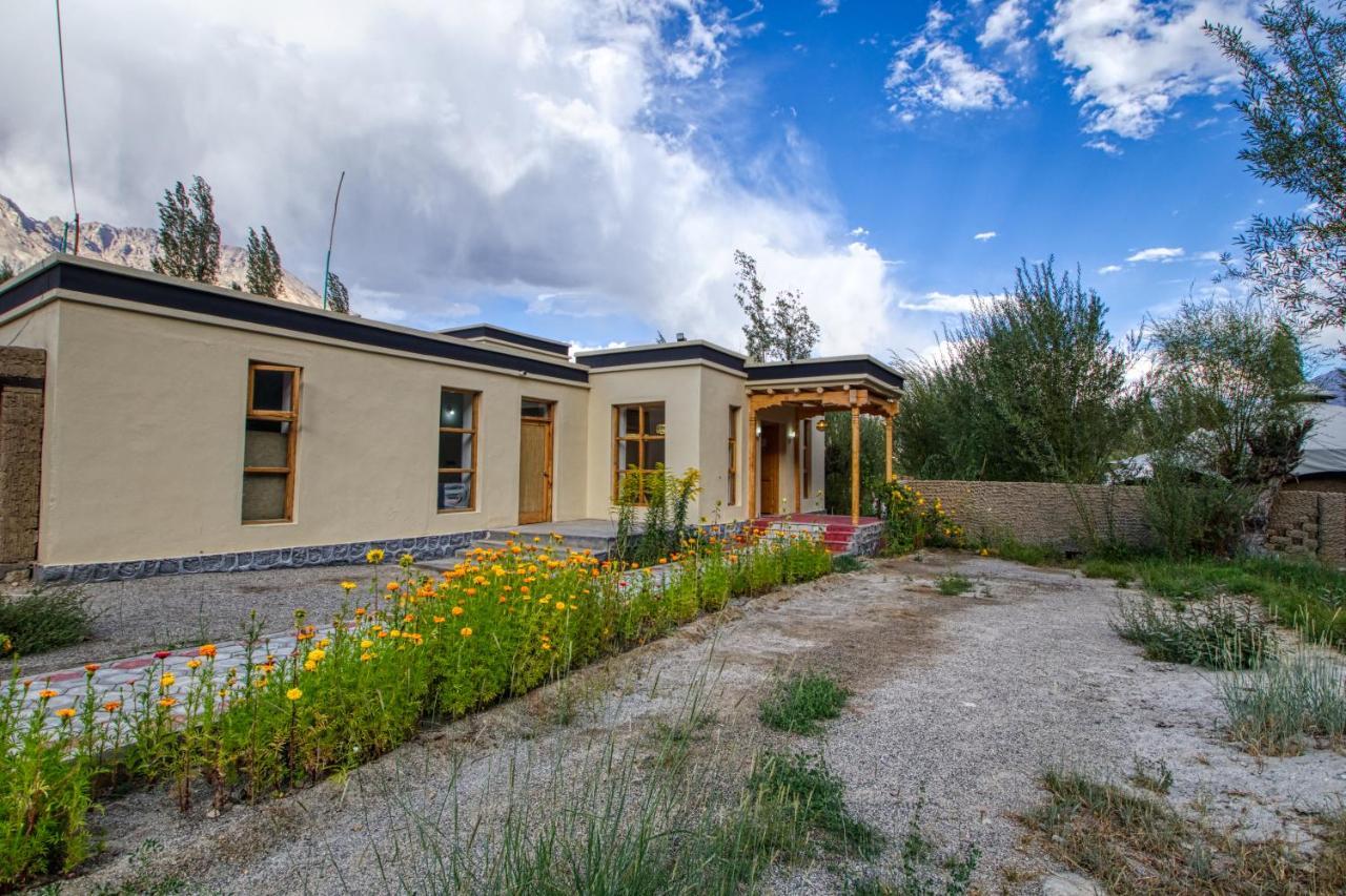 Chalet Seabuckthorn - Hunder Hundar Exterior photo